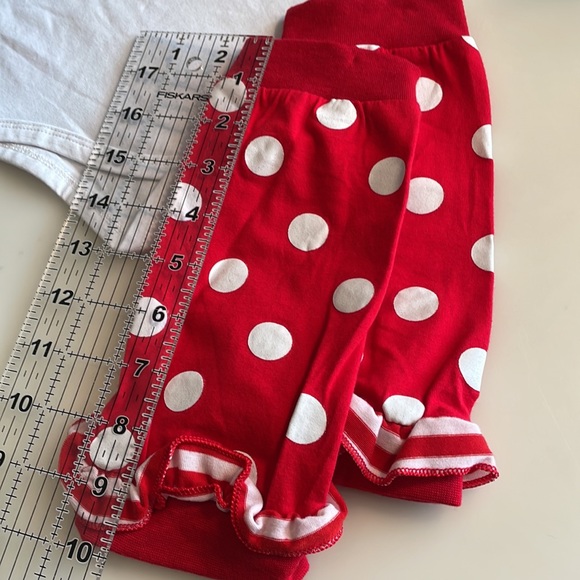 NWOT Long Sleeve Gold Deer Pair Onesie Sizes 18 & 24 months - Picture 5 of 5